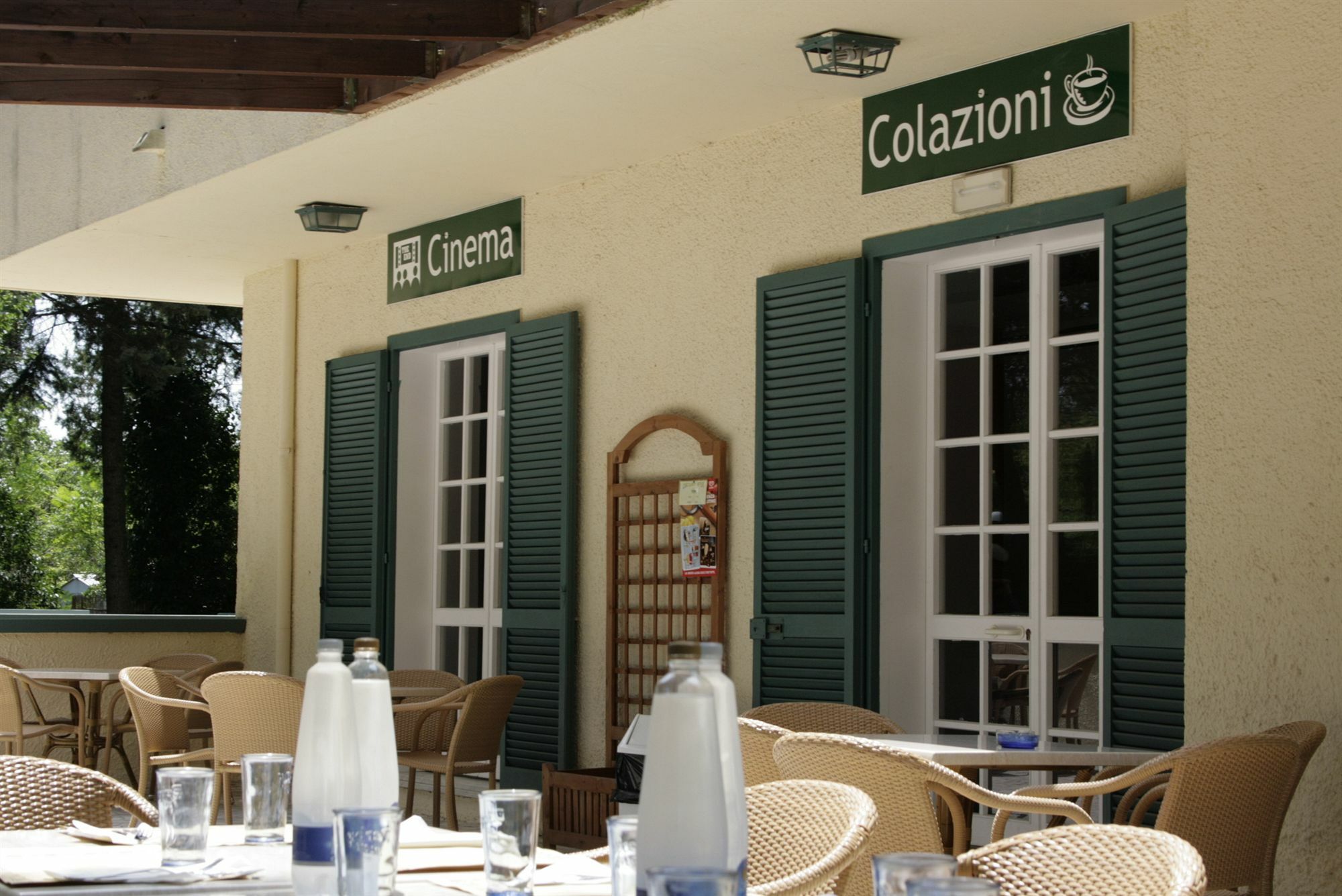 Villaggio Mithos Misano Adriatico Exterior photo