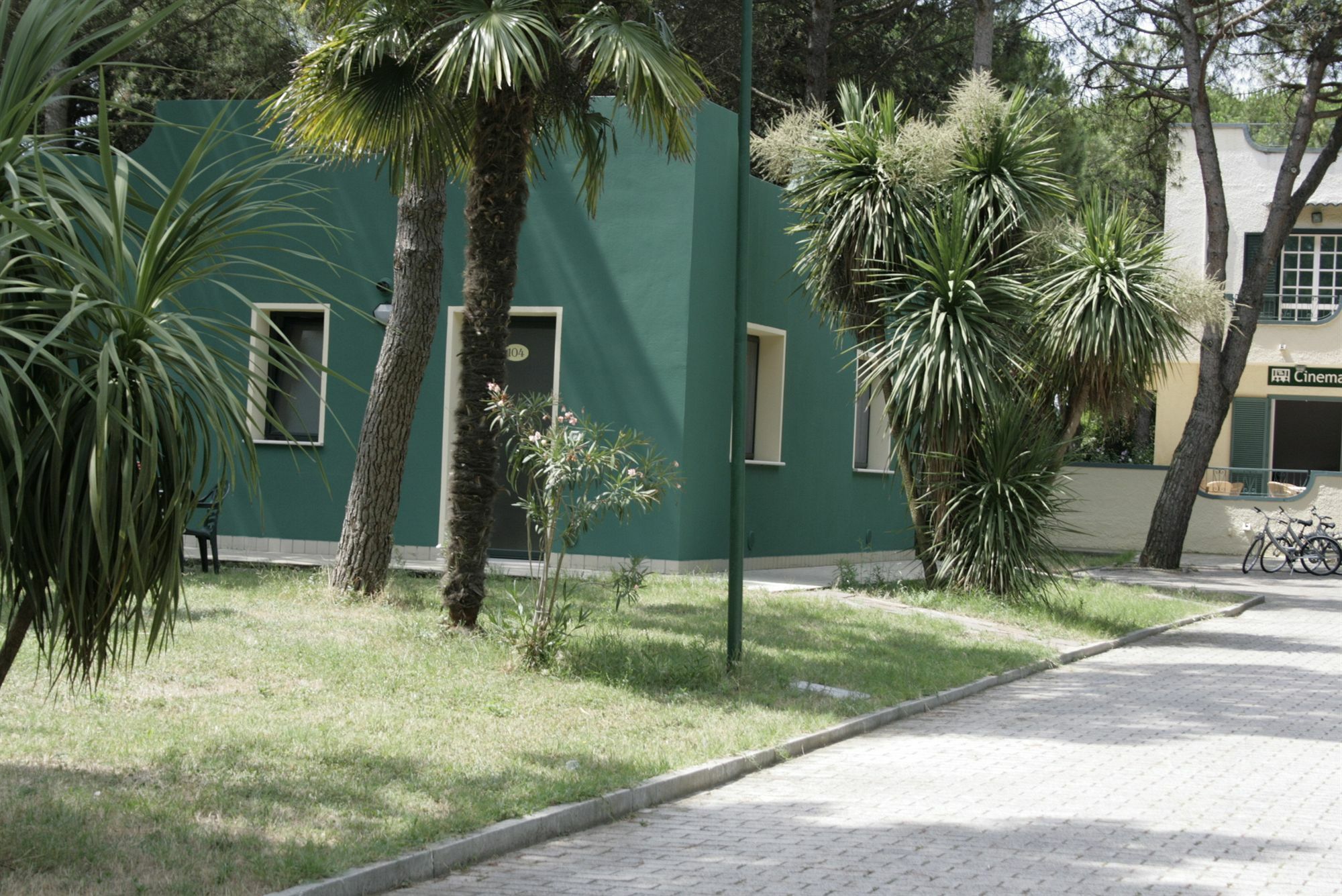 Villaggio Mithos Misano Adriatico Exterior photo